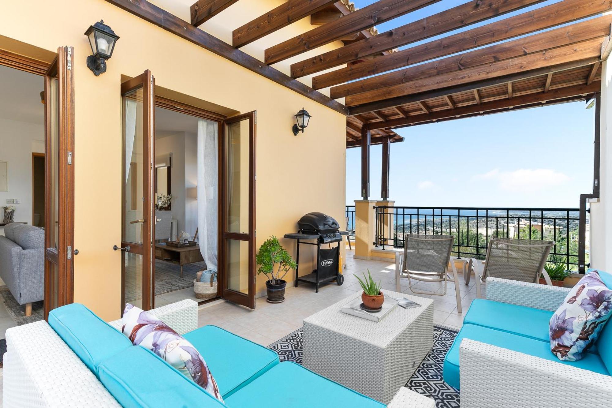 1 Bedroom Apartment Pyrgos With Beautiful Sea And Sunset Views, Aphrodite Hills Resort Kouklia Ngoại thất bức ảnh