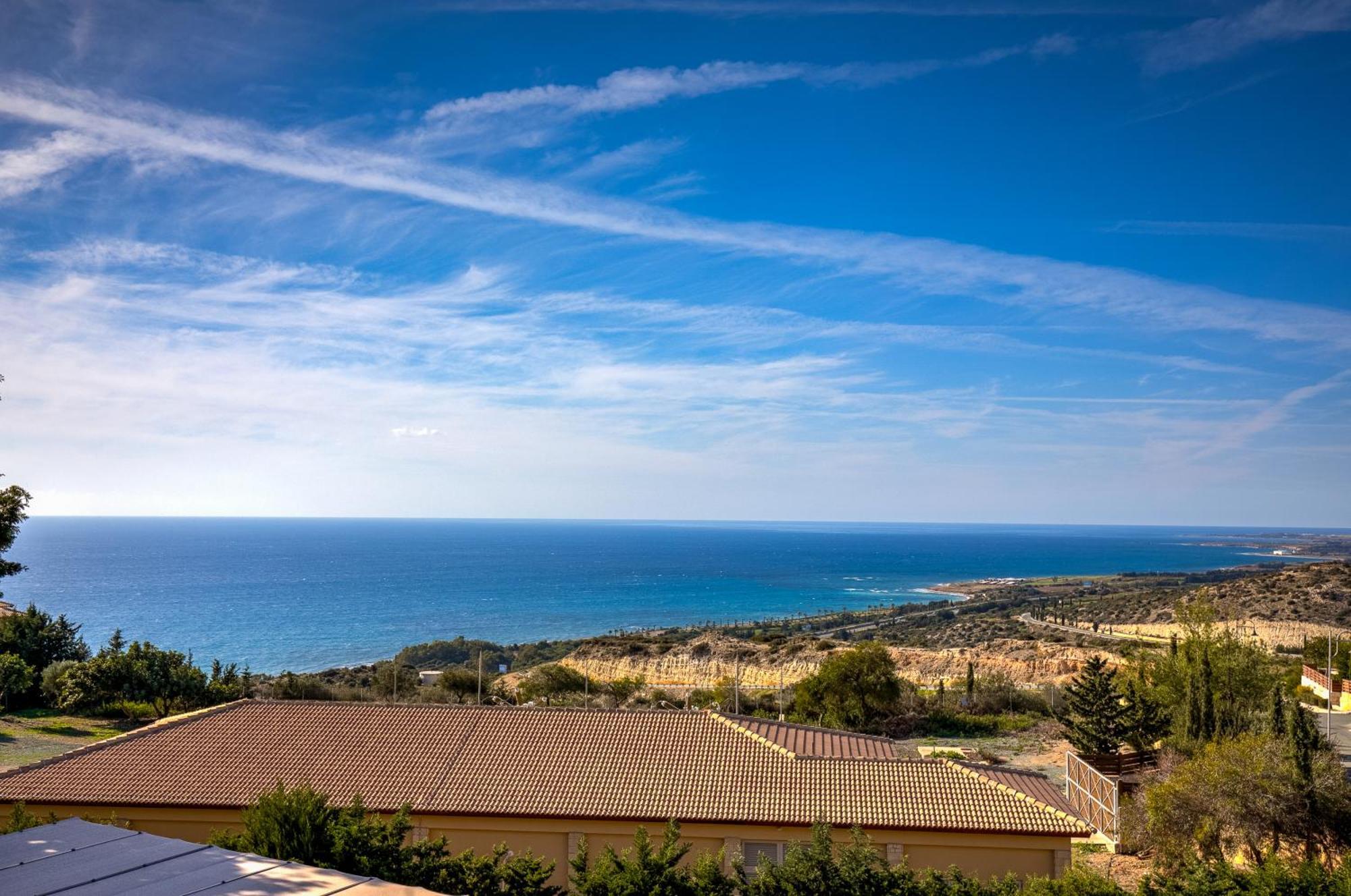 1 Bedroom Apartment Pyrgos With Beautiful Sea And Sunset Views, Aphrodite Hills Resort Kouklia Ngoại thất bức ảnh