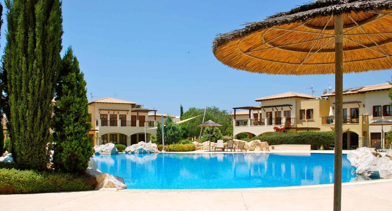 1 Bedroom Apartment Pyrgos With Beautiful Sea And Sunset Views, Aphrodite Hills Resort Kouklia Ngoại thất bức ảnh